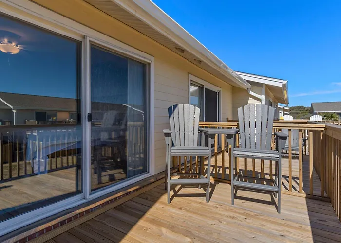 Pine Knoll Townes 126 By Emerald Isle Realty